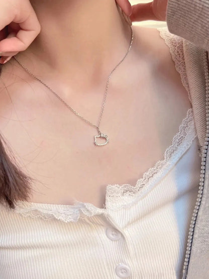 Delicate Pendant Necklace – Elegant Fashion Necklace with Gift Box