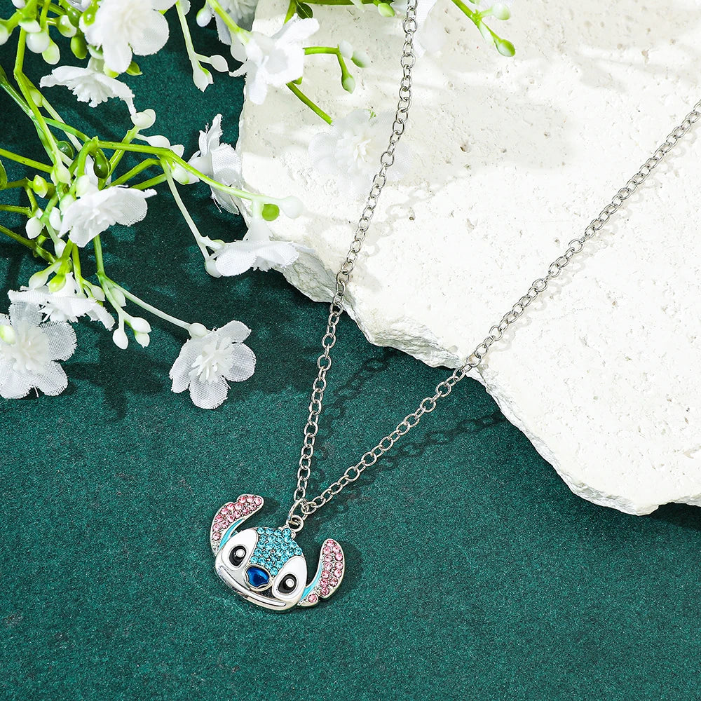 Niedliche blaue Cartoon-Anhänger Halskette Kawaii Kristallschmuck